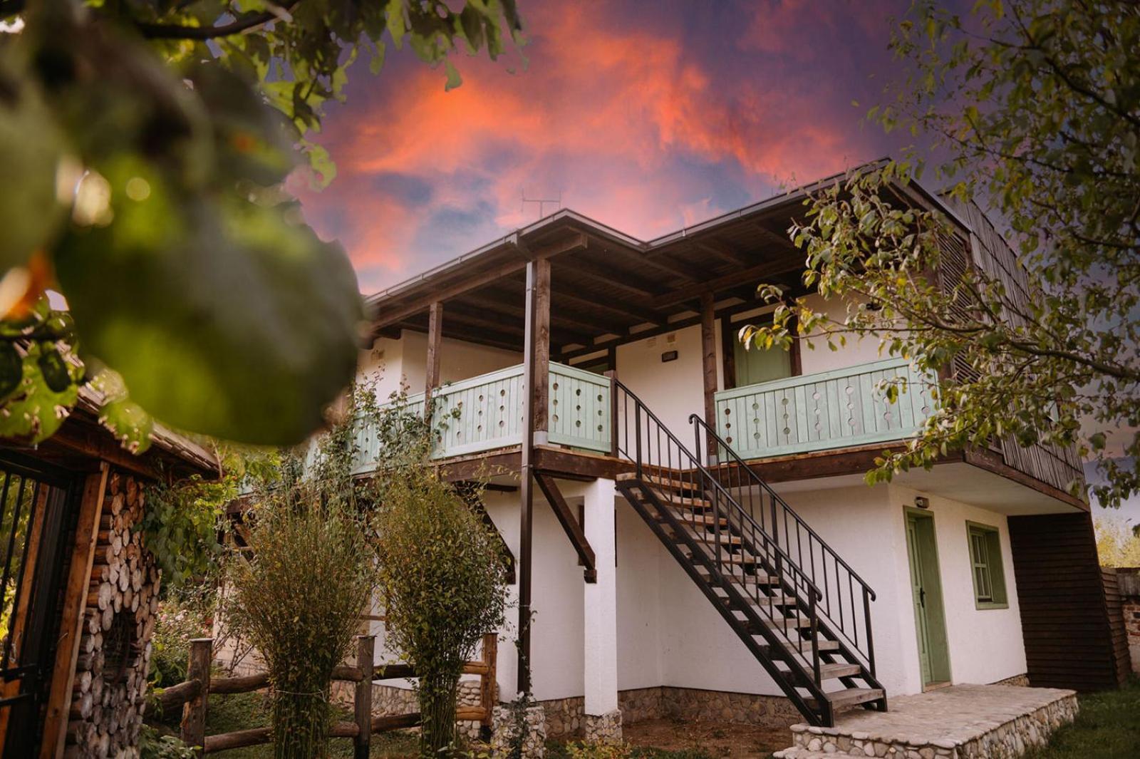 Etno Village Cardaci Витез Экстерьер фото